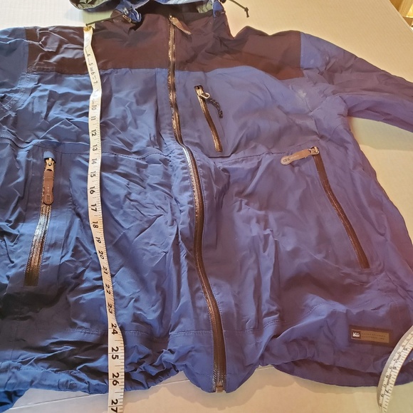 REI Blue and Black Rain Slicker - Picture 8 of 8